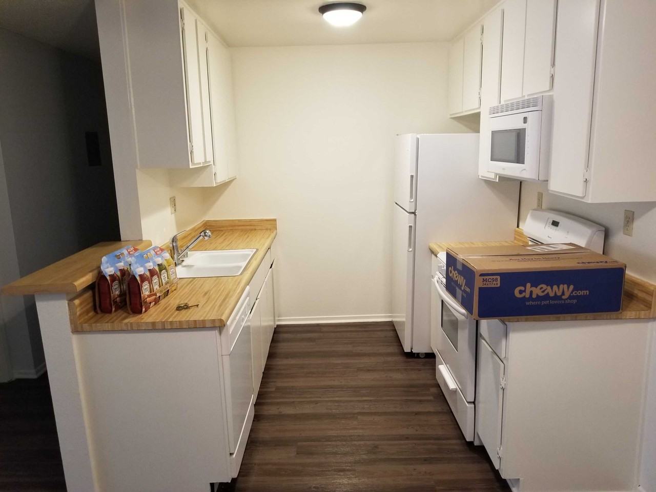 Moorpark Street - Photo 7 of 25