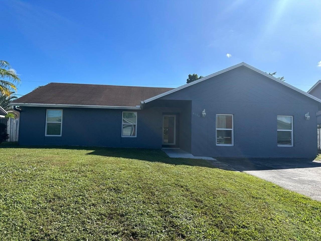 4930 Northwest 85th Terrace