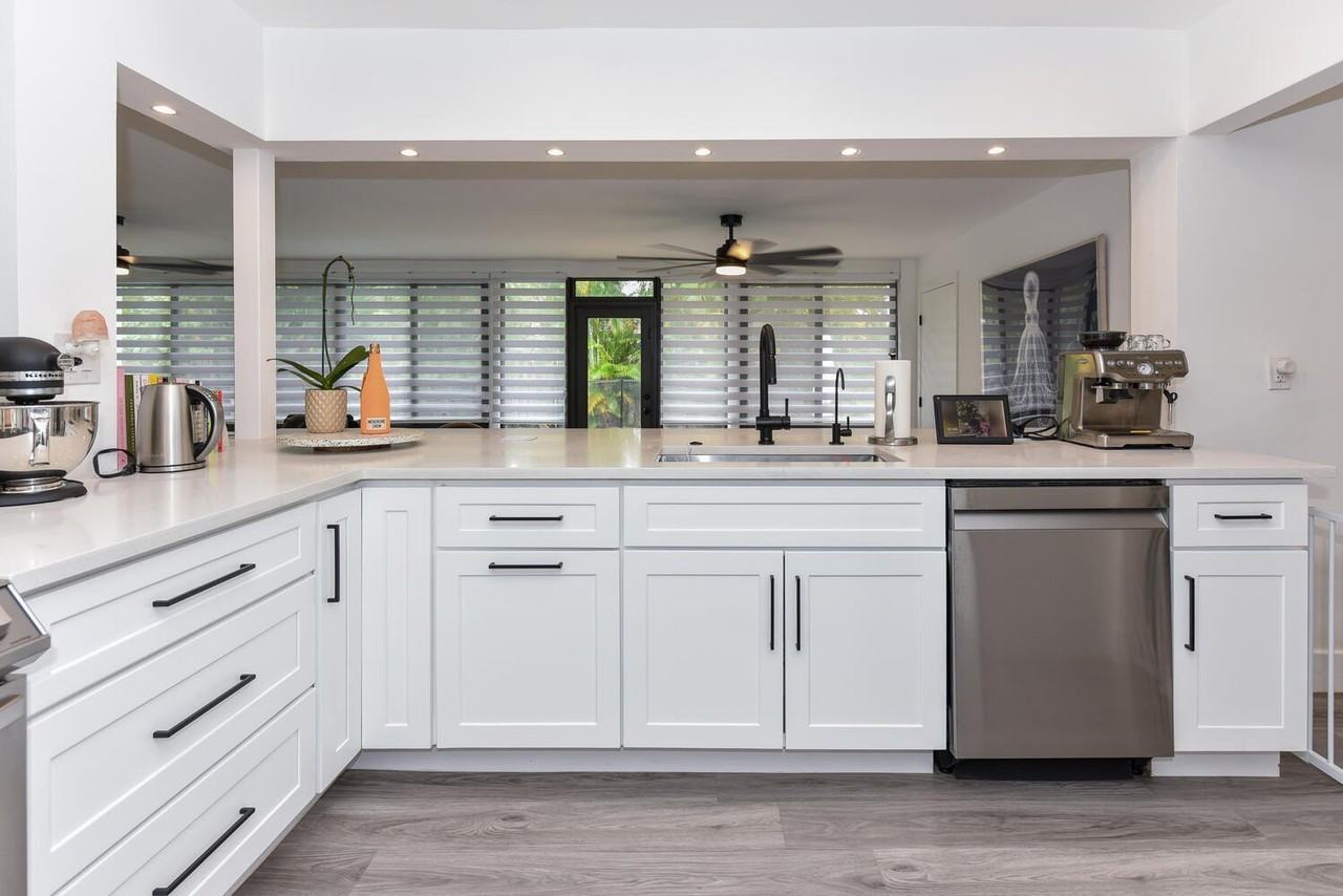 700 Southwest 4th Street - Photo 7 of 26