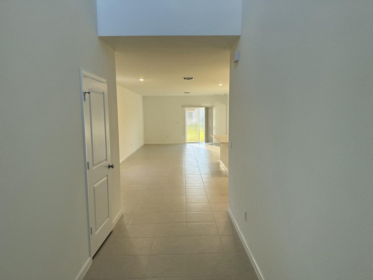 673 Carlyle Way - Photo 5 of 47