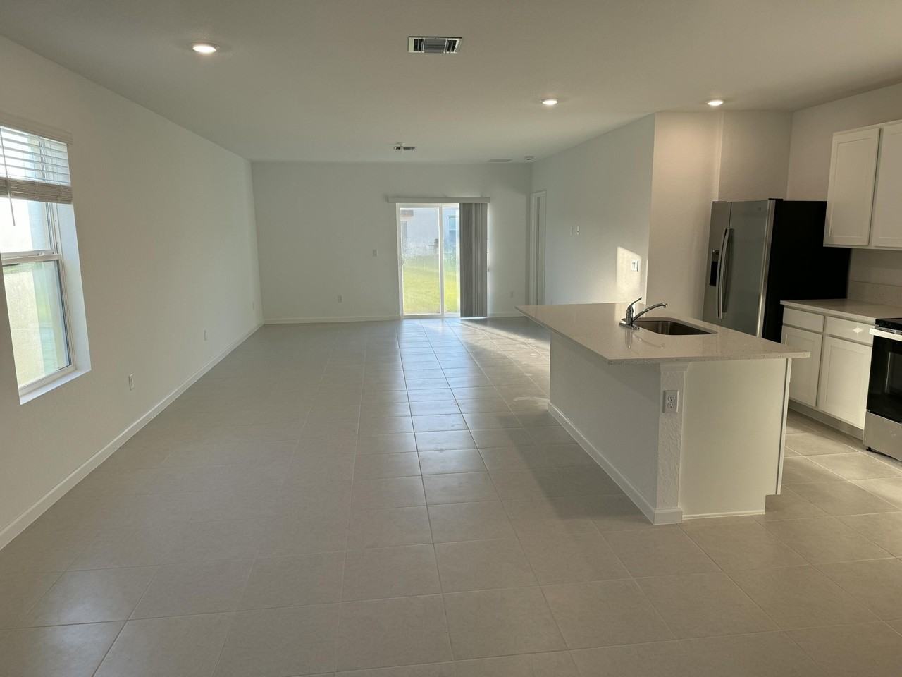 673 Carlyle Way - Photo 6 of 47