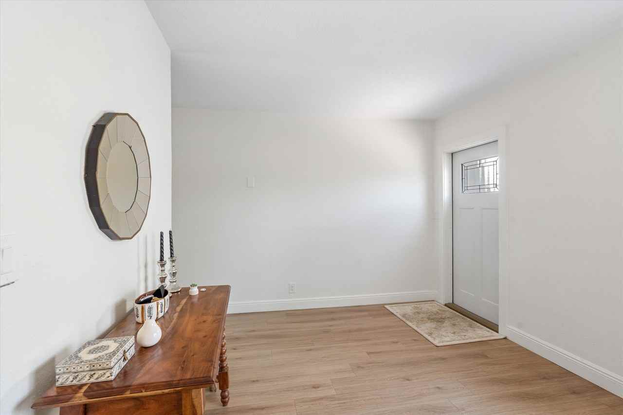 4921 Ne 23rd Ave - Photo 5 of 29