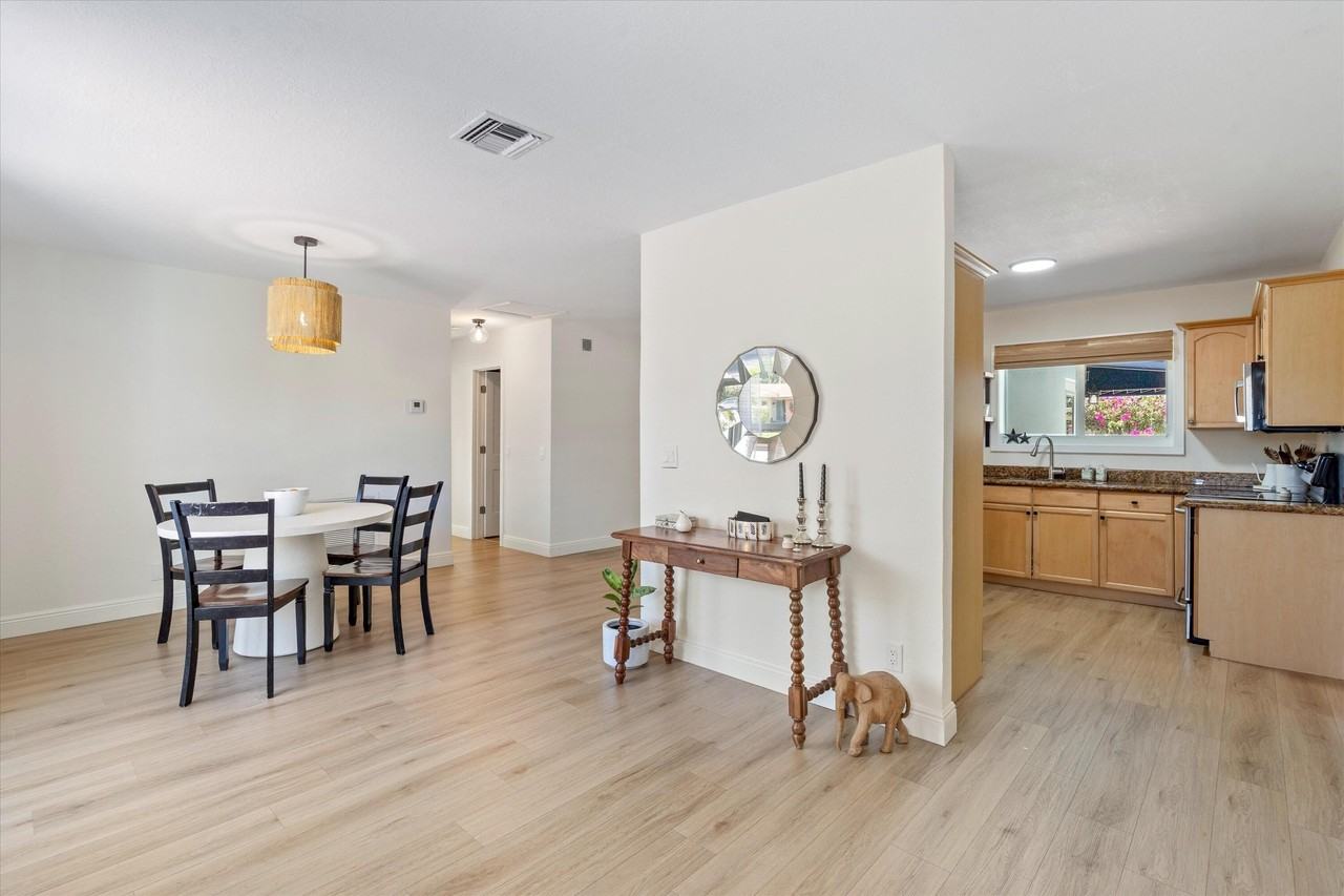 4921 Ne 23rd Ave - Photo 6 of 29