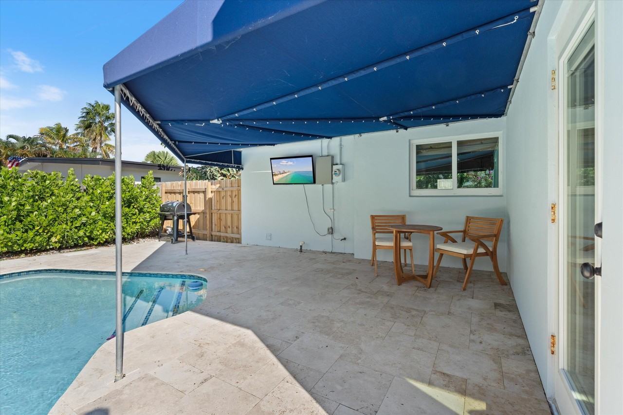 4921 Ne 23rd Ave - Photo 4 of 29