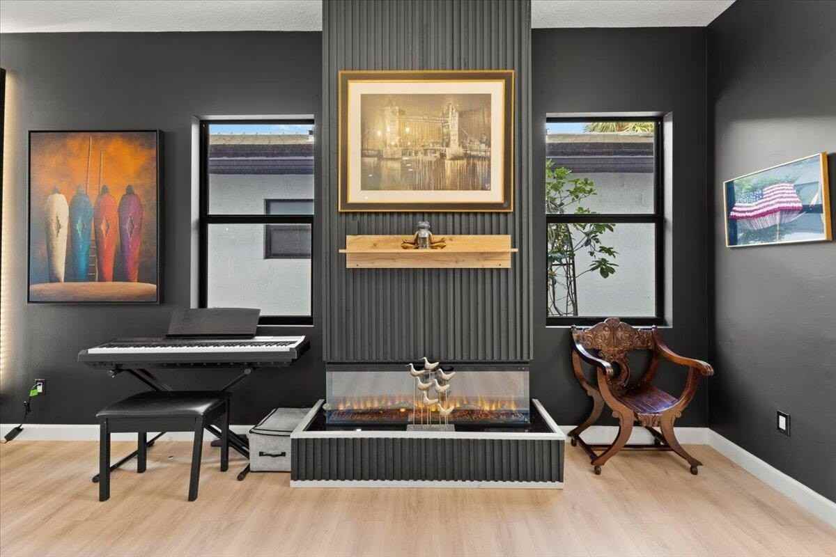 4931 Whispering Way - Photo 5 of 46