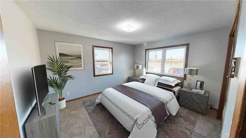 114 Lake Avenue South #14 - Photo 2 of 6