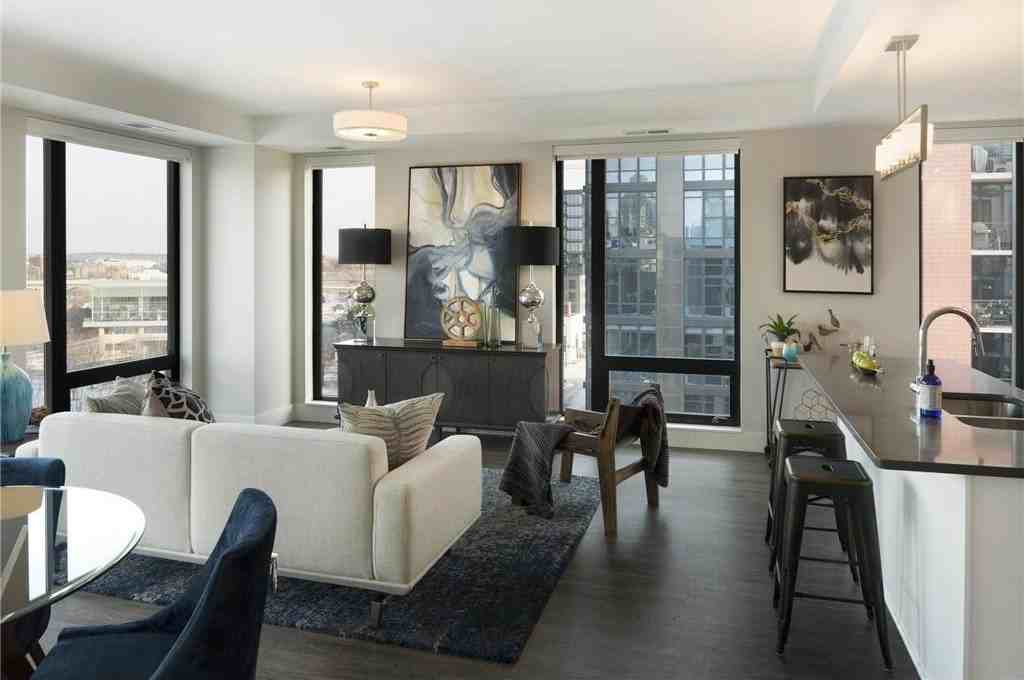 212 10th Avenue South #914 - Photo 3 of 17