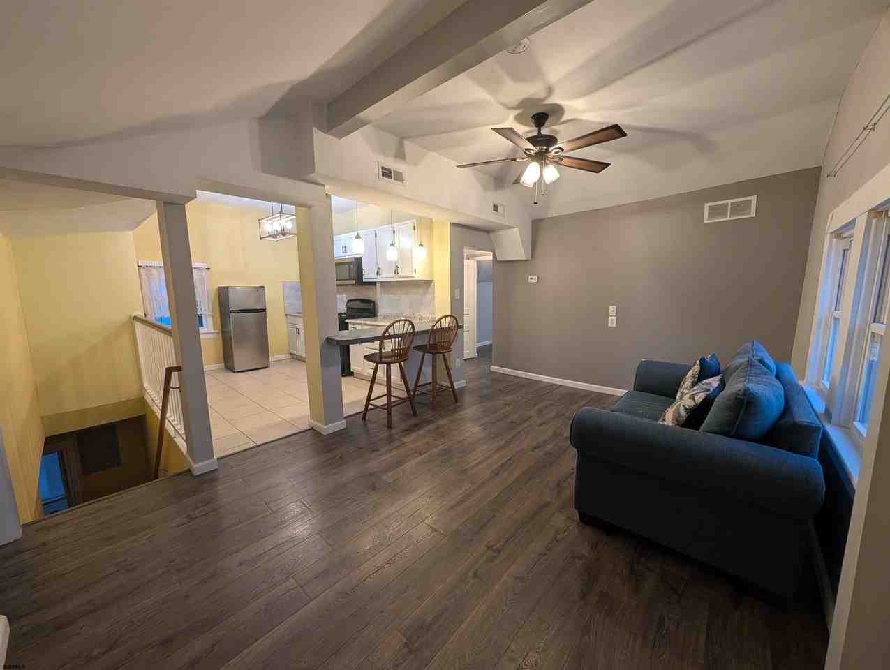 6506 Ventnor Ave - Photo 3 of 15