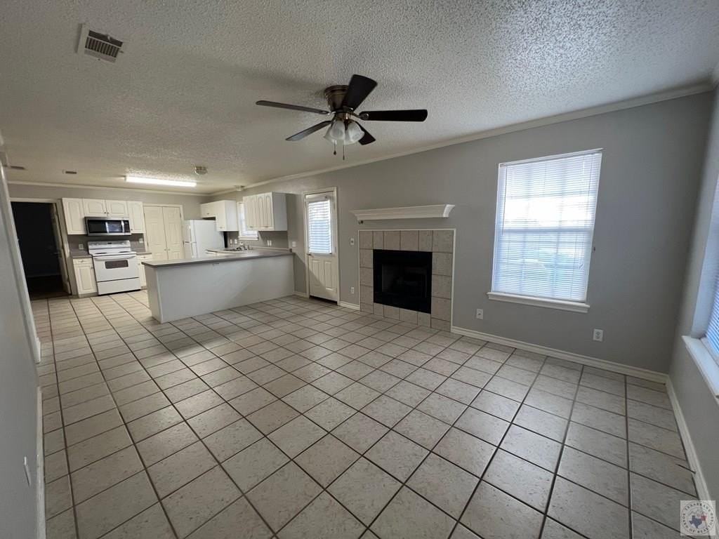 6129 Summerhill Pl - Photo 2 of 6