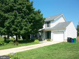 featured image of 210 Royal Grant Way