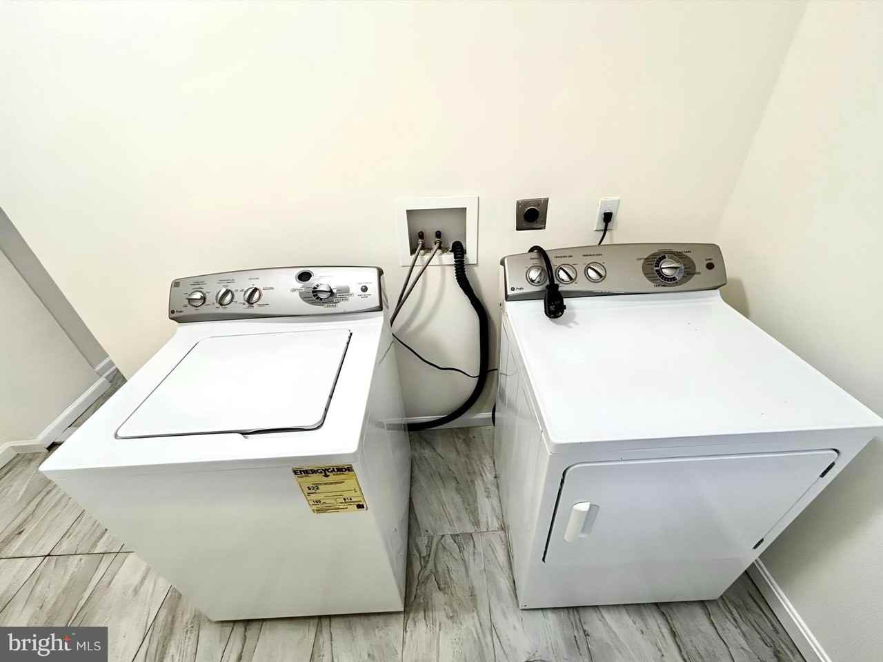 2000 Mchenry St - Photo 3 of 20