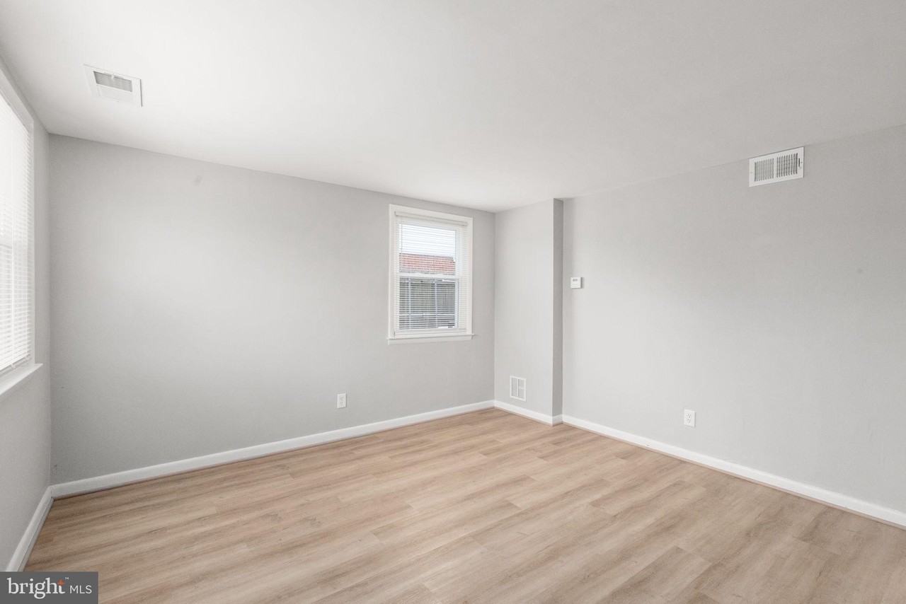 2015 Dineen Drive - Photo 3 of 21