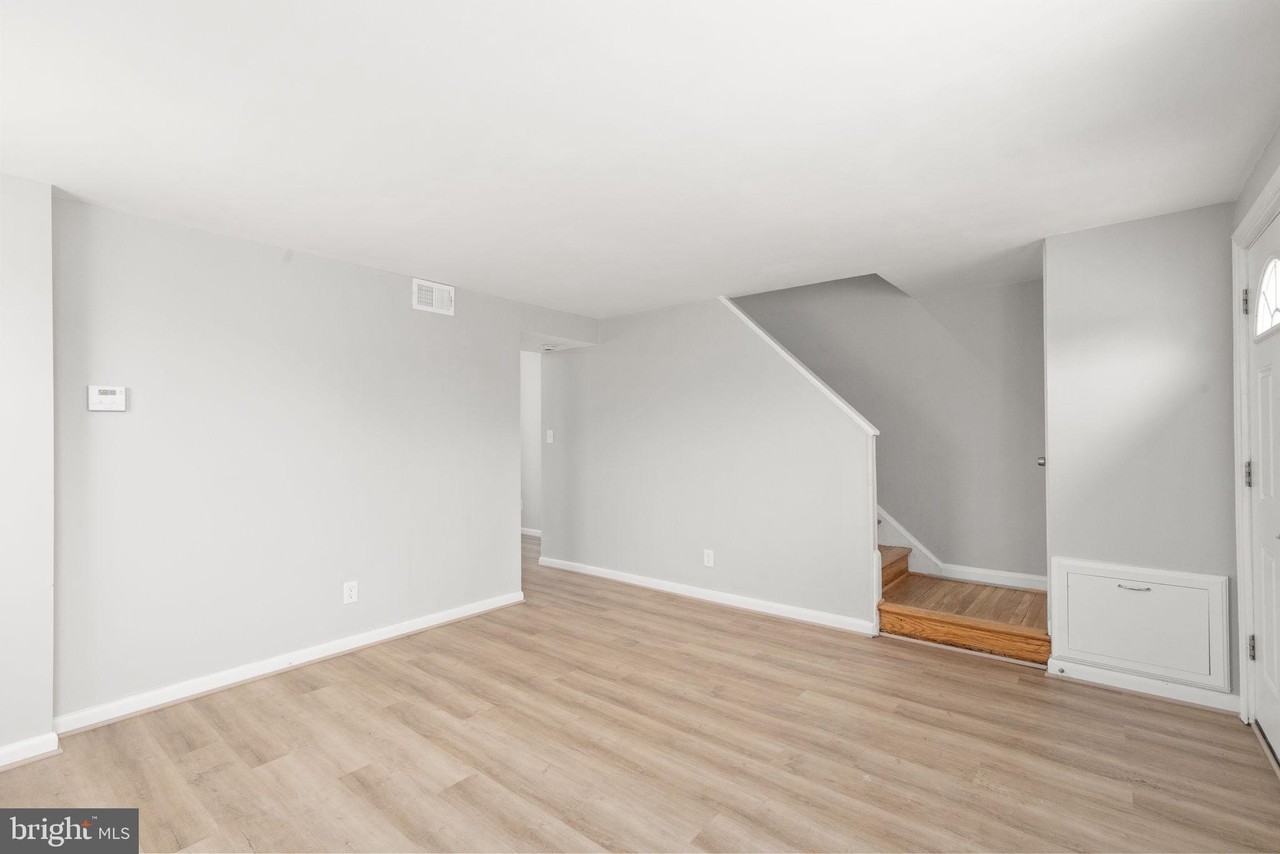 2015 Dineen Drive - Photo 4 of 21