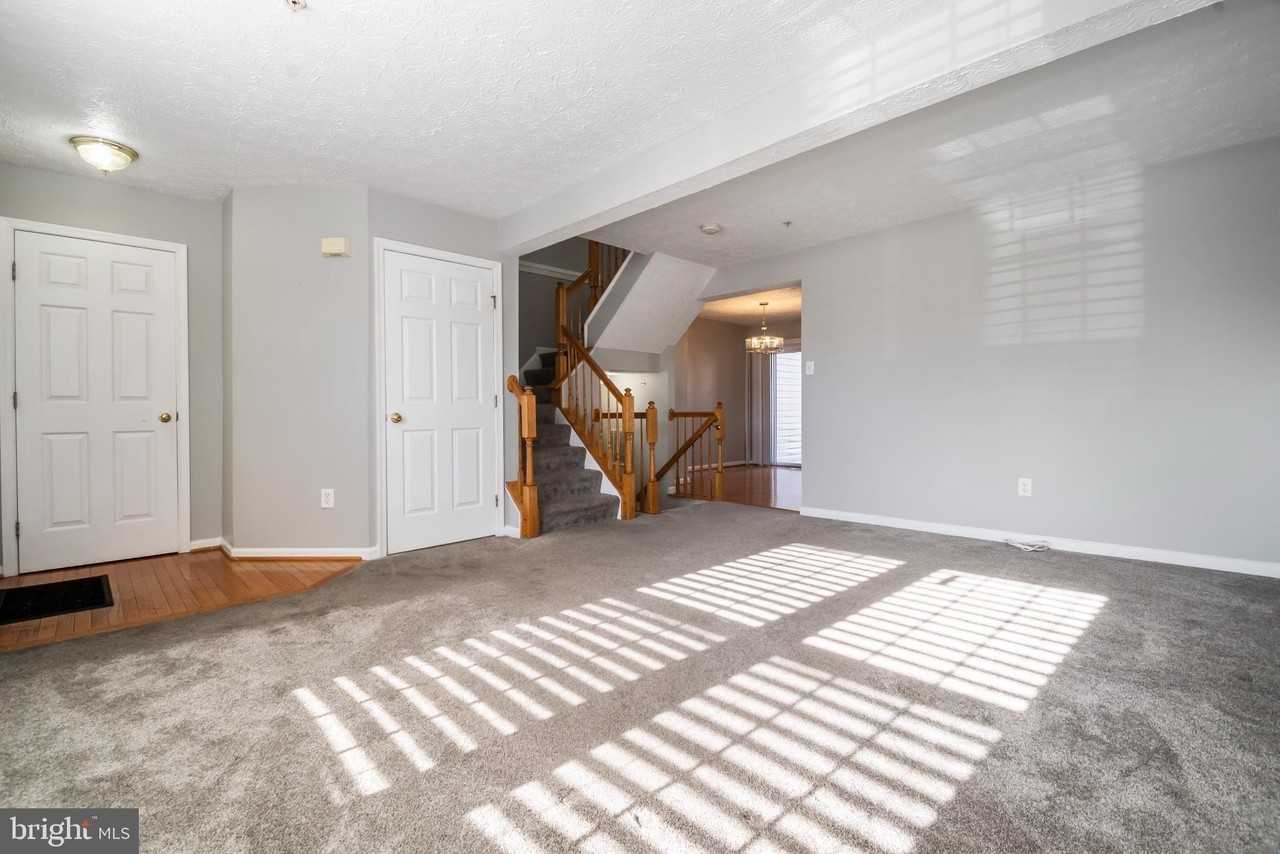 5224 Leavers Court - Photo 3 of 27