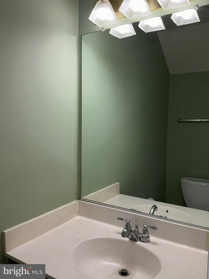 14171 Furlong Way - Photo 7 of 32