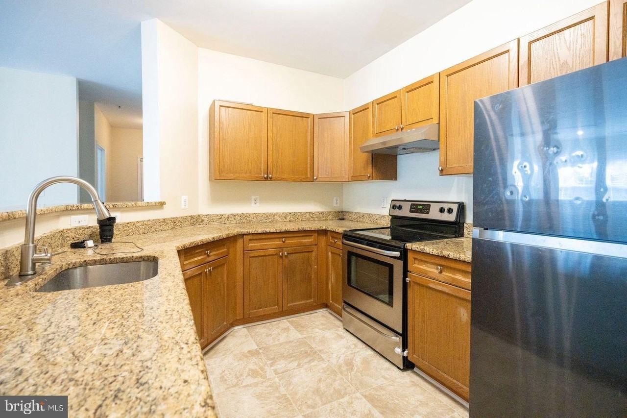 3114 Irma Ct Unit 3114 #3114 - Photo 3 of 21