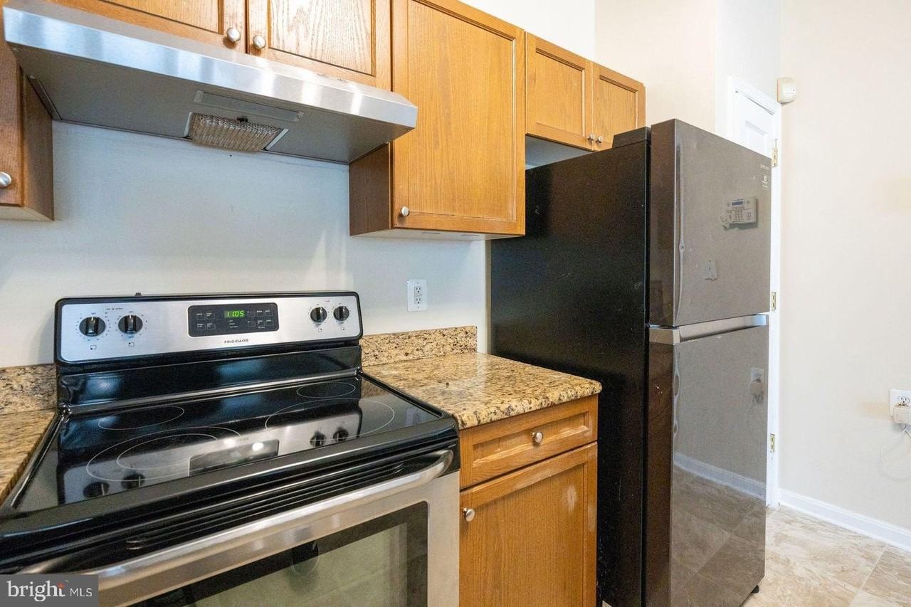 3114 Irma Ct Unit 3114 #3114 - Photo 4 of 21