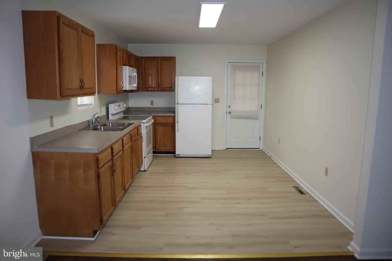 309 Decatur Avenue - Photo 4 of 15