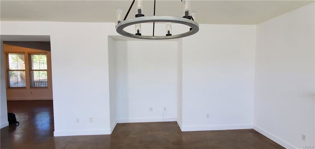 20806 North Lugano Way - Photo 3 of 8