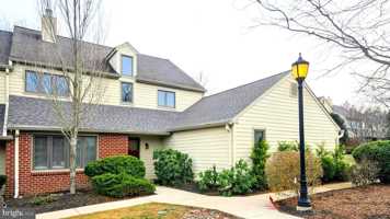 featured image of 11 Ingham Way