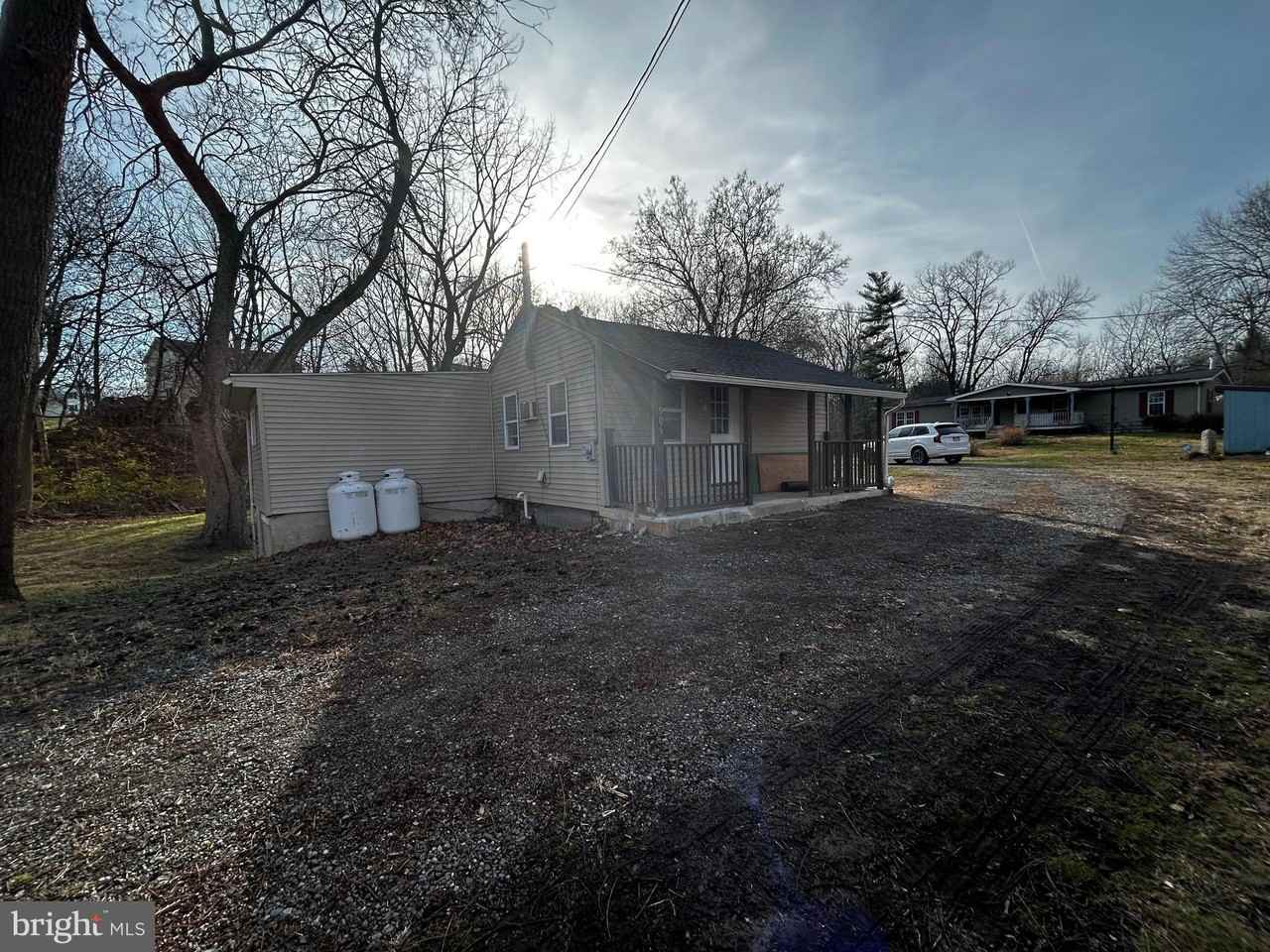 448 Plum Alley - Photo 4 of 15