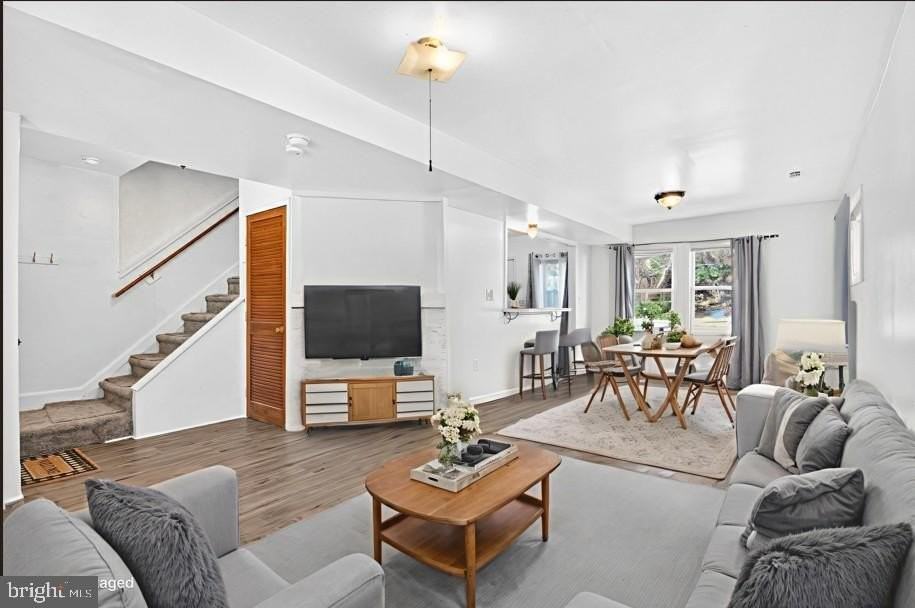 1118 Sterling Avenue - Photo 5 of 38