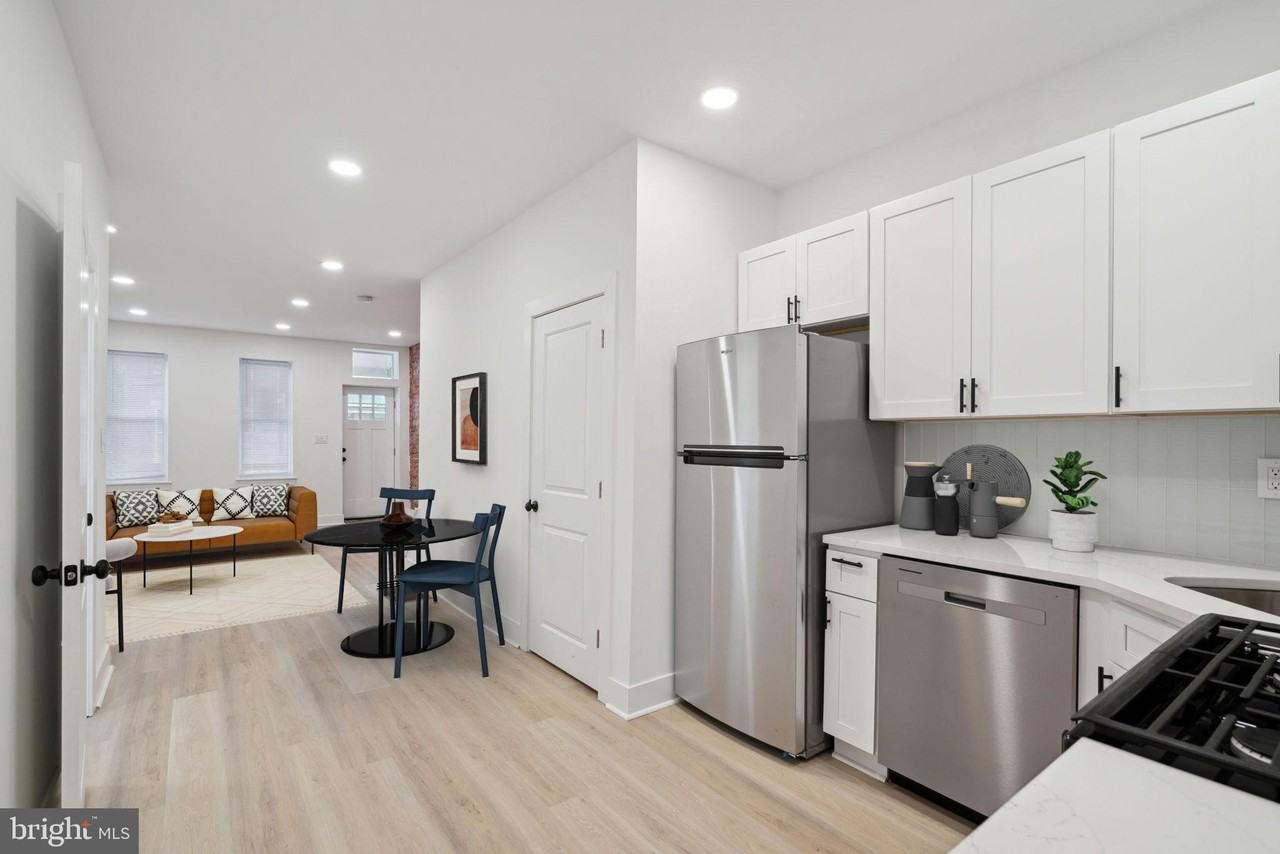 1672 North Wilton Street - Photo 5 of 13