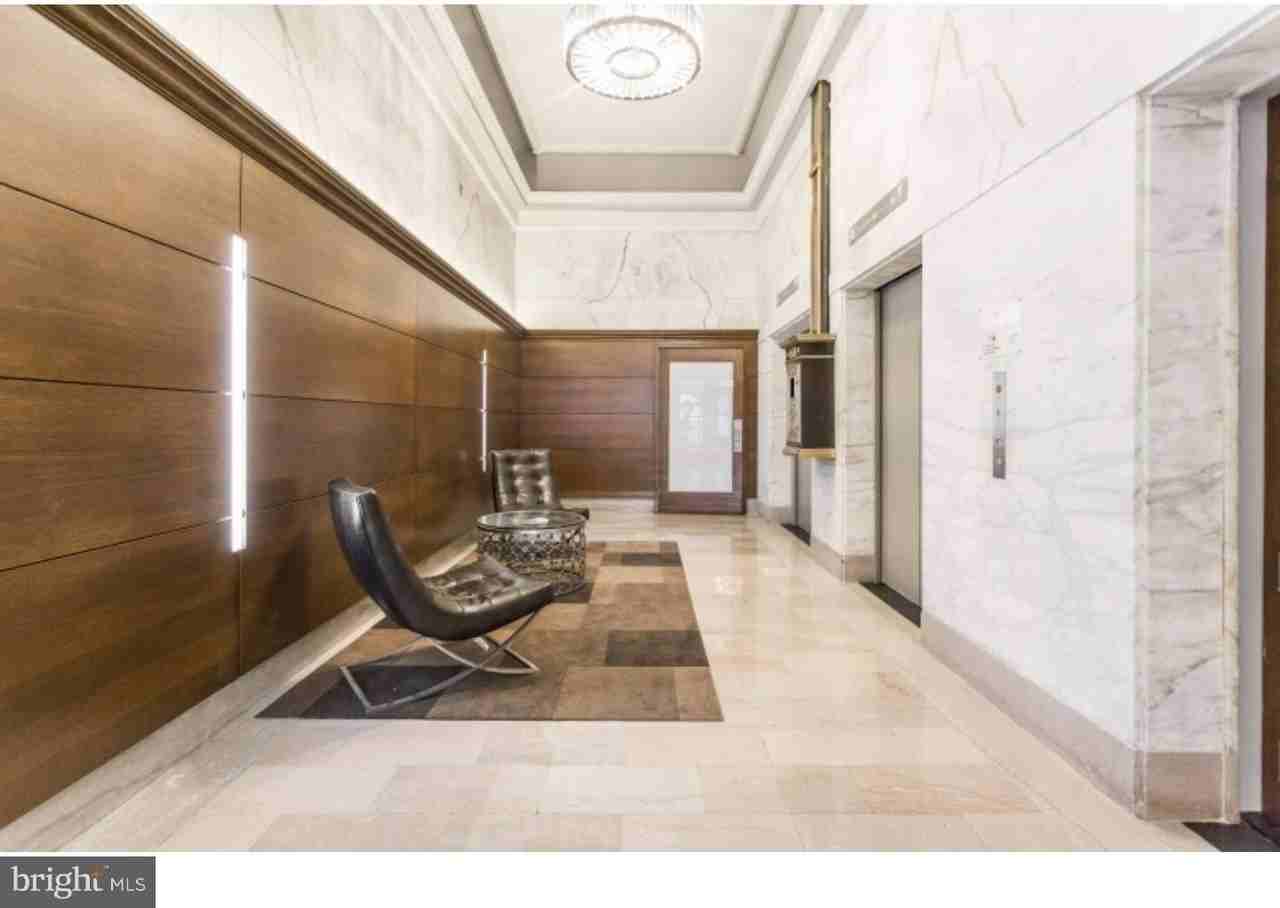 1600 Walnut St Apt 601-8 #601 - Photo 3 of 22