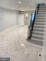 featured image of 355 Tree Street