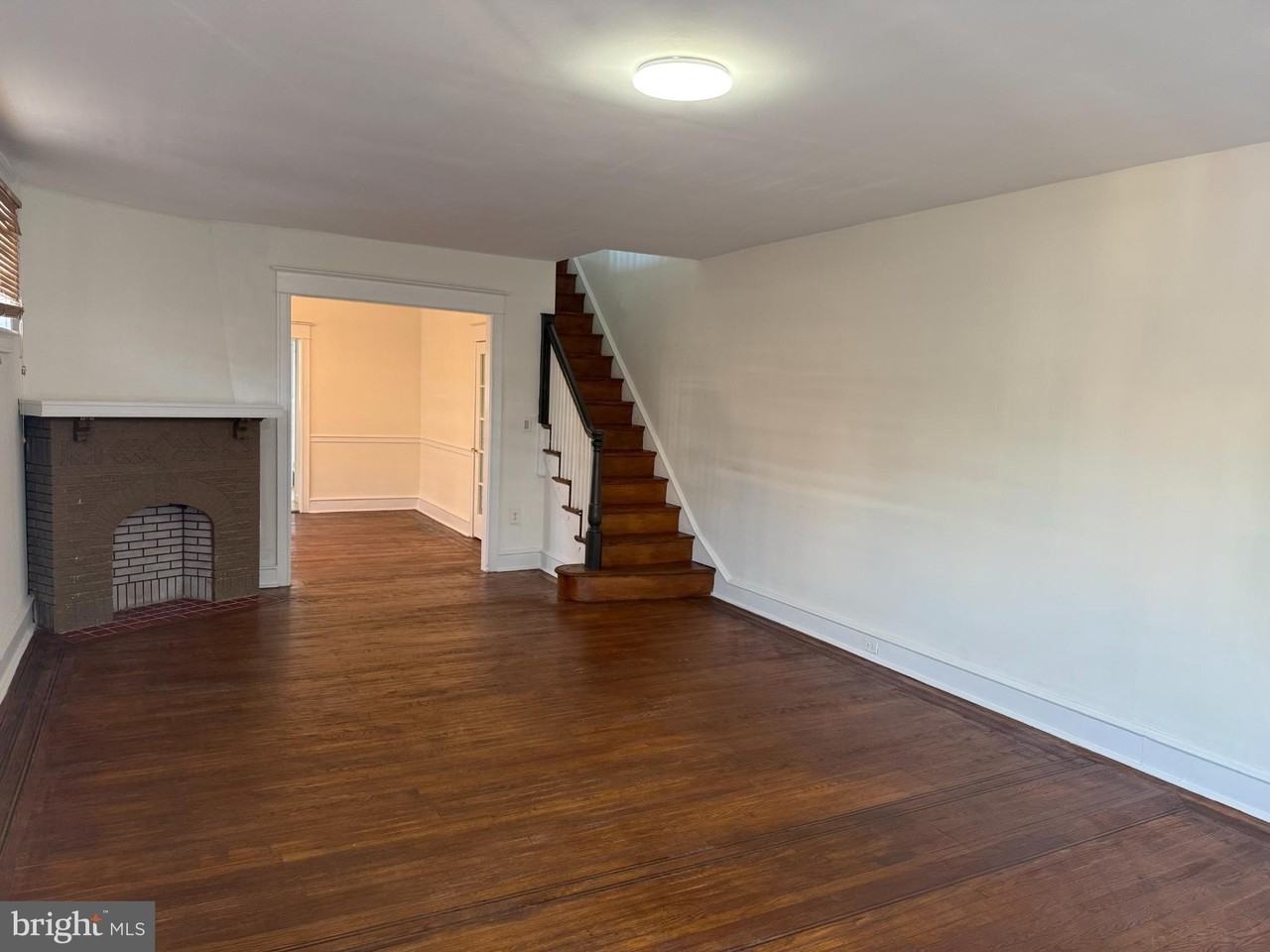 7735 Loretto Avenue - Photo 5 of 19