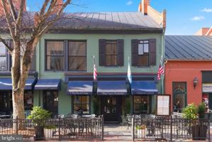 featured image of 105 North Loudoun Street #1