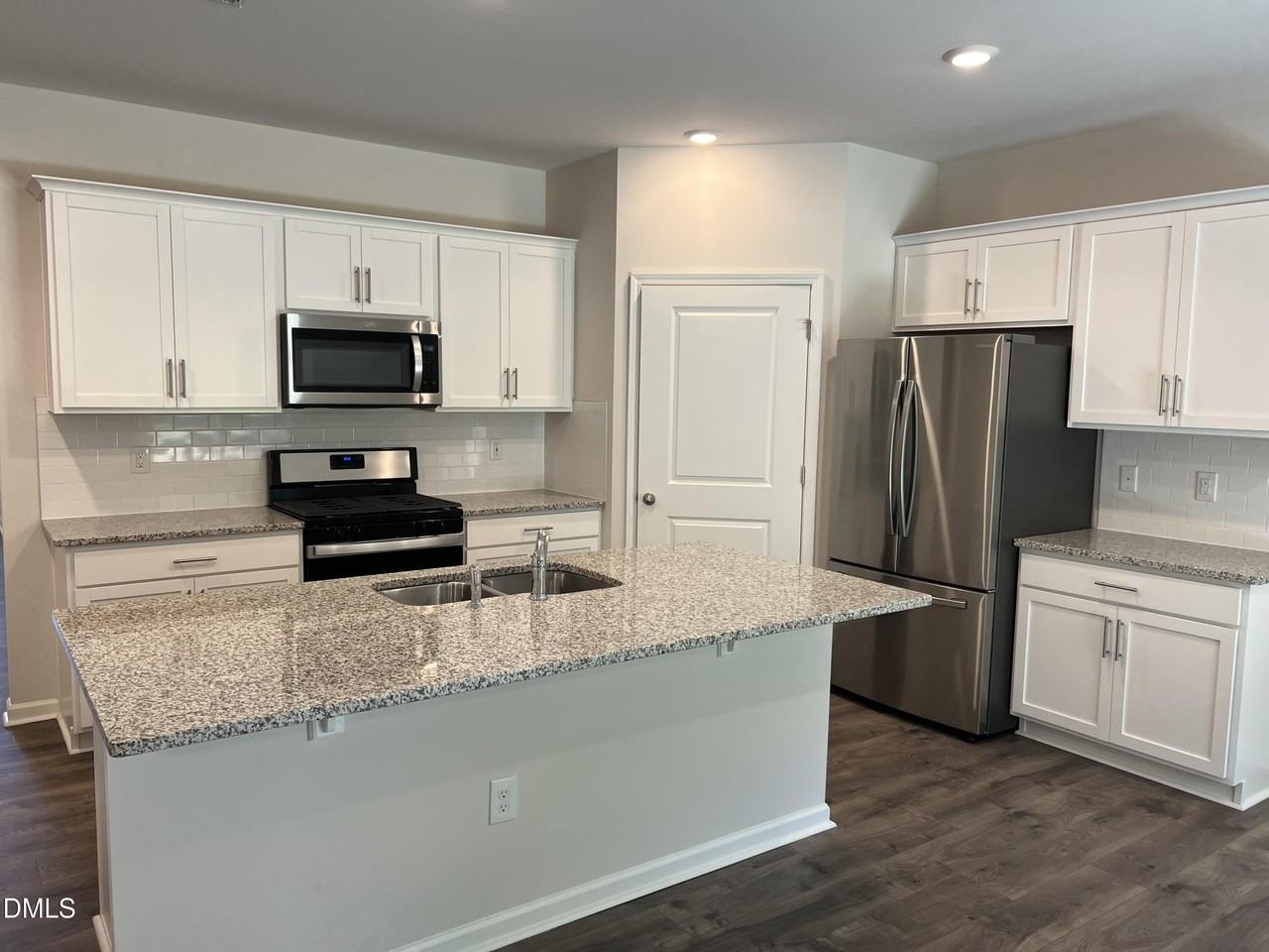 51 Blue Aspen Drive - Photo 2 of 18