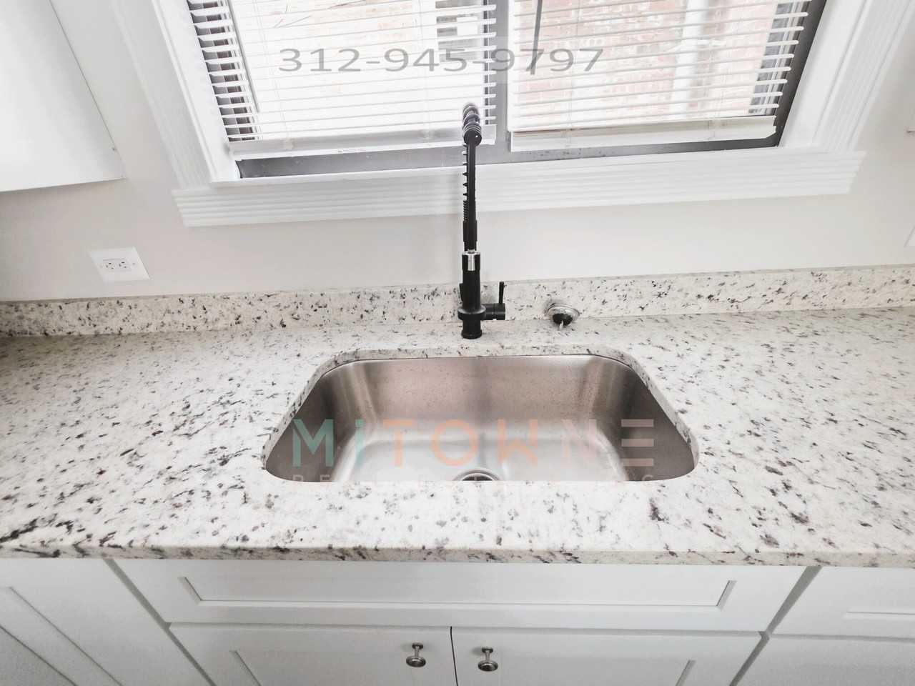 7012 N Ridge Blvd #G - Photo 2 of 20