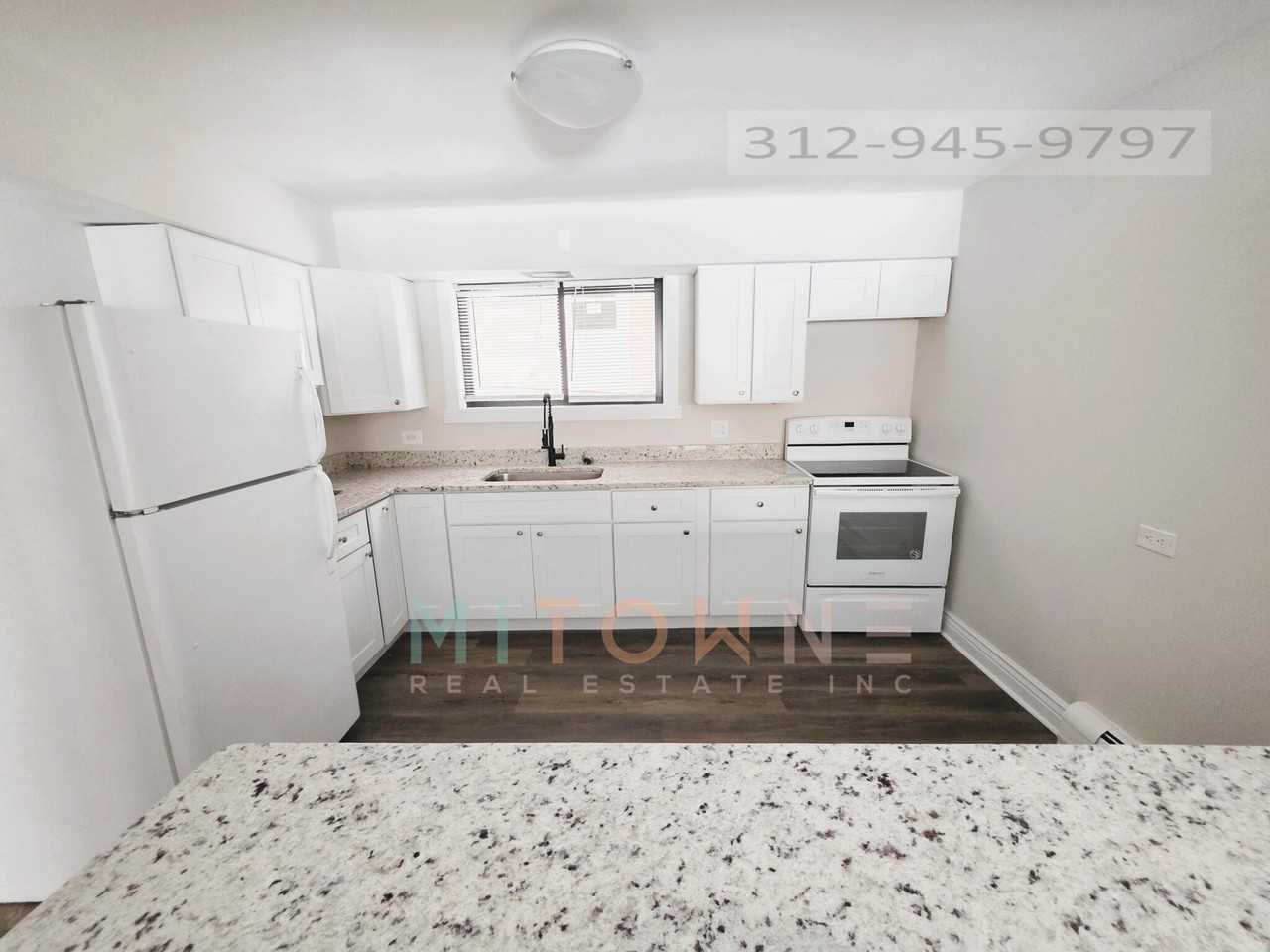 7012 N Ridge Blvd #G - Photo 4 of 20