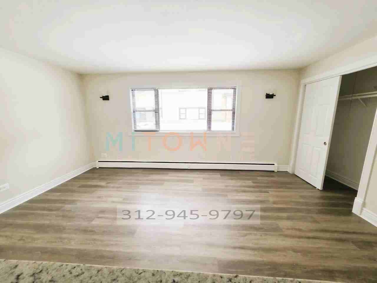 7012 N Ridge Blvd #G - Photo 6 of 20