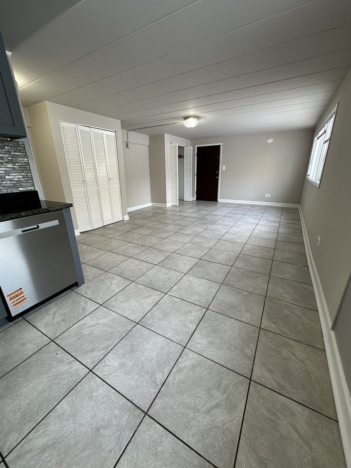 9632 Ivanhoe Ave #1A - Photo 6 of 10