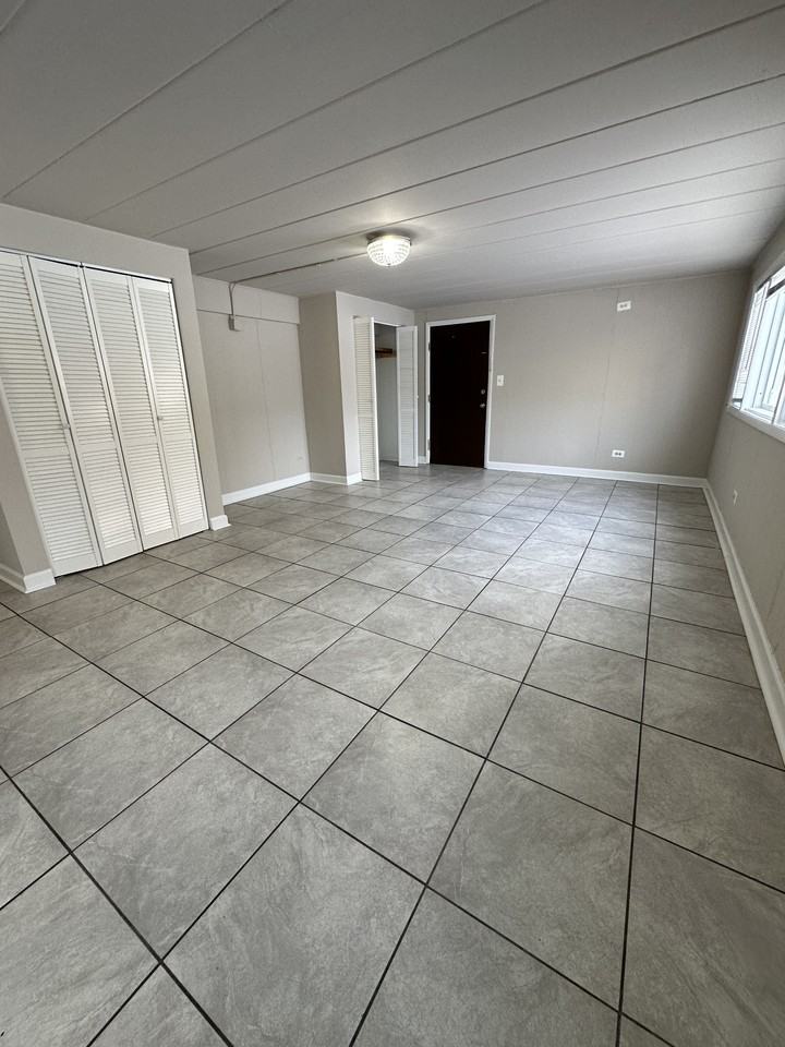 9632 Ivanhoe Ave #1A - Photo 7 of 10