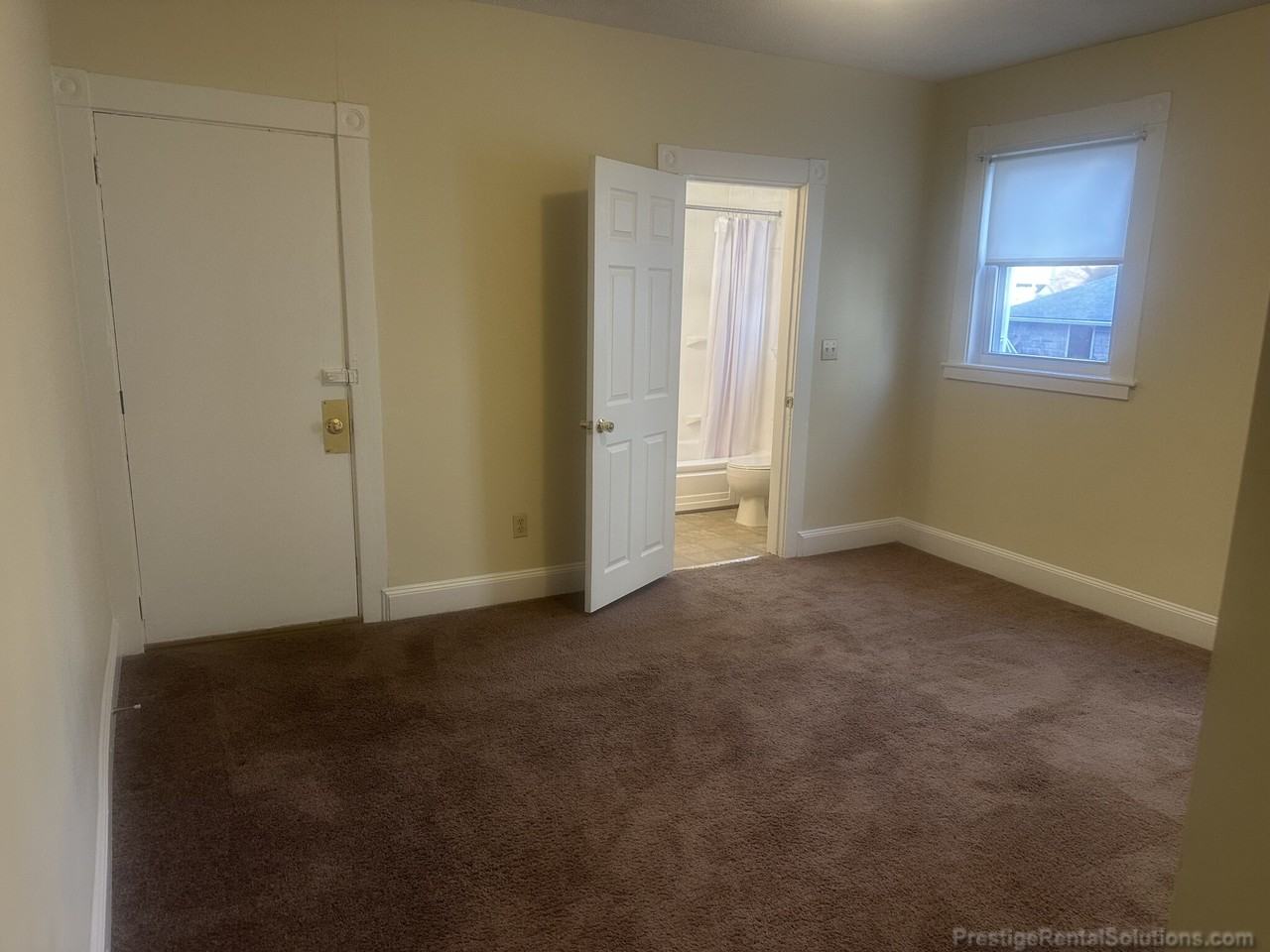 Robbins St #2 - Photo 6 of 12