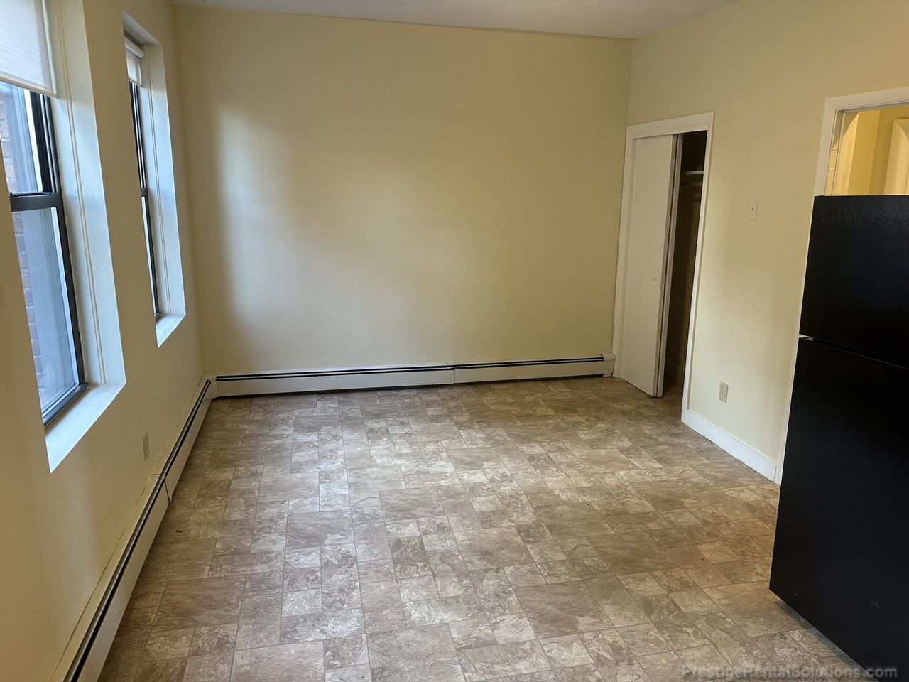 Empire St #1 - Photo 2 of 13