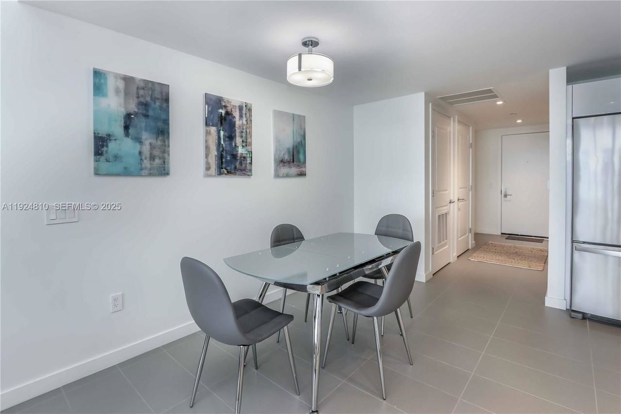 1600 Ne 1st Ave #2003 - Photo 4 of 8