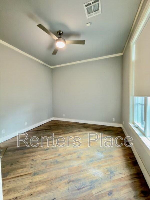 4001 E 120th St - Photo 3 of 37