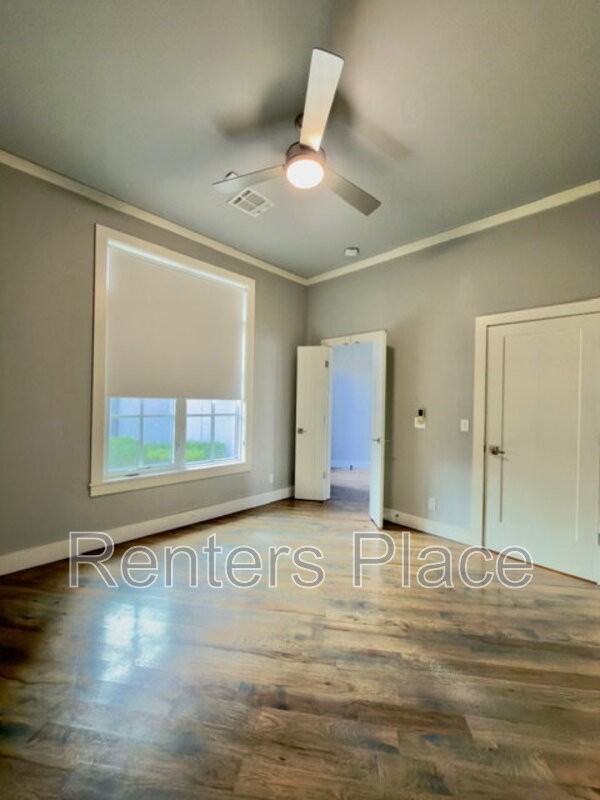 4001 E 120th St - Photo 4 of 37