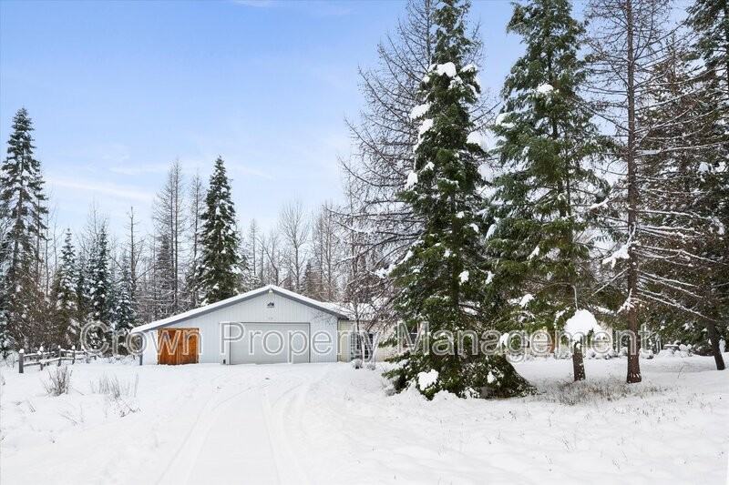 2520 East Edgewood Drive - Photo 2 of 33