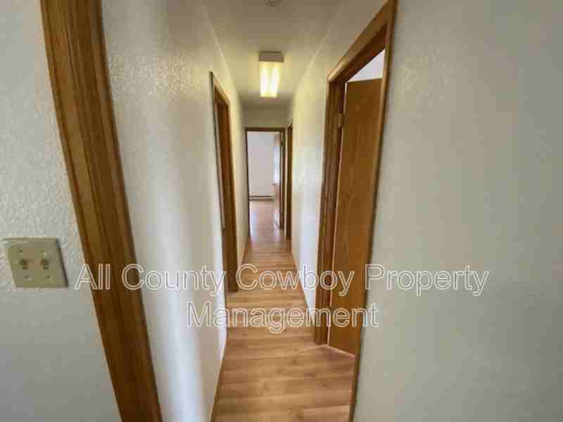 1557 Jefferson Street #A - Photo 7 of 10