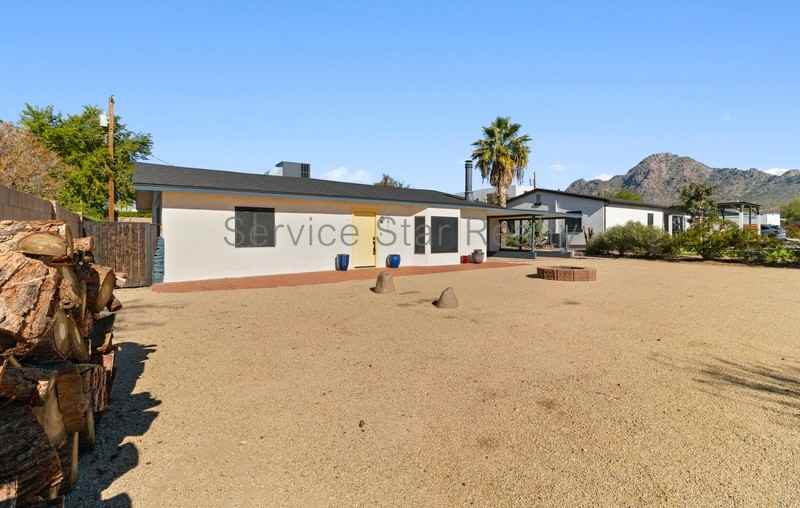 1814 East Aurelius Avenue - Photo 2 of 20