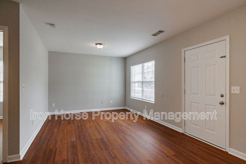 638 Mill Stone Blf #B - Photo 2 of 23