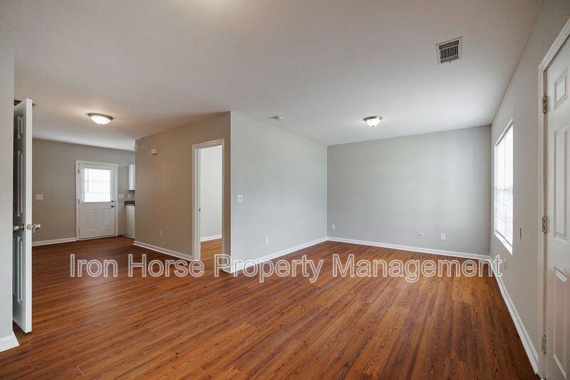 638 Mill Stone Blf #B - Photo 3 of 23