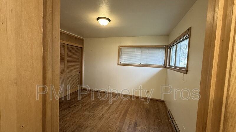 8520 W Arden Pl - Photo 7 of 17