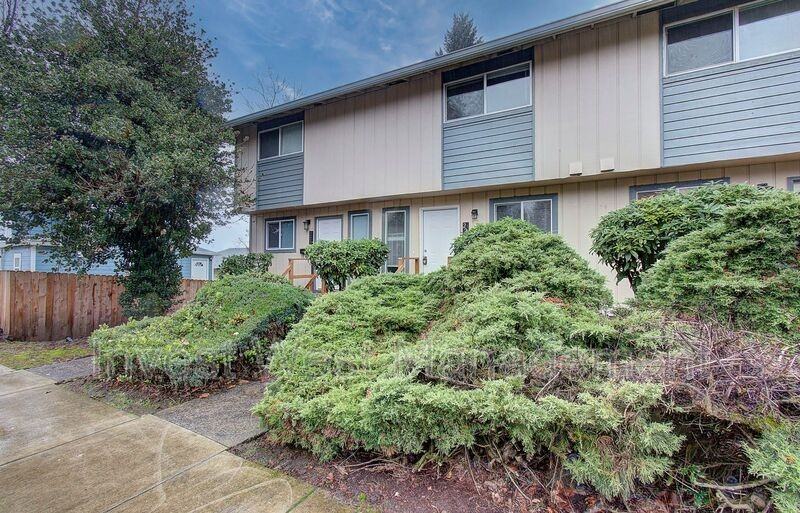 224 Nwavenue - Photo 2 of 26