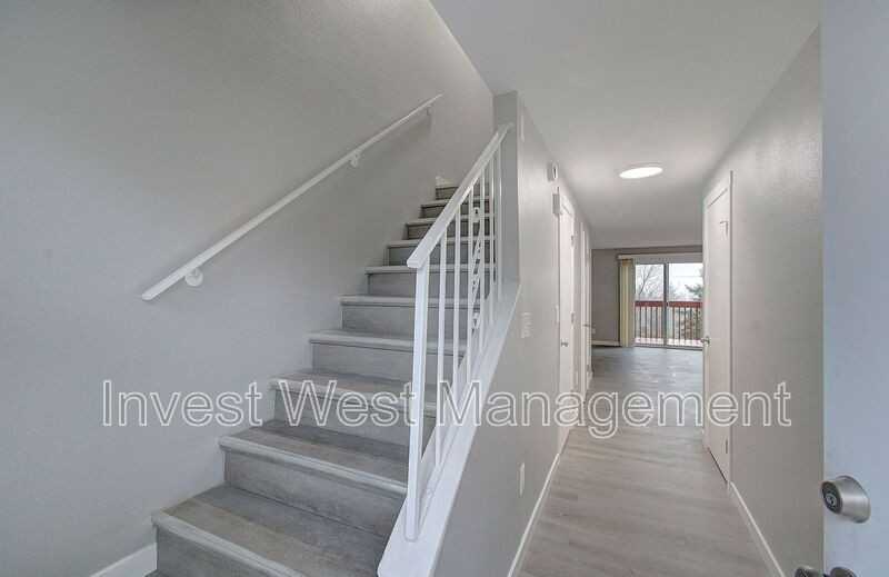 224 Nwavenue - Photo 5 of 26